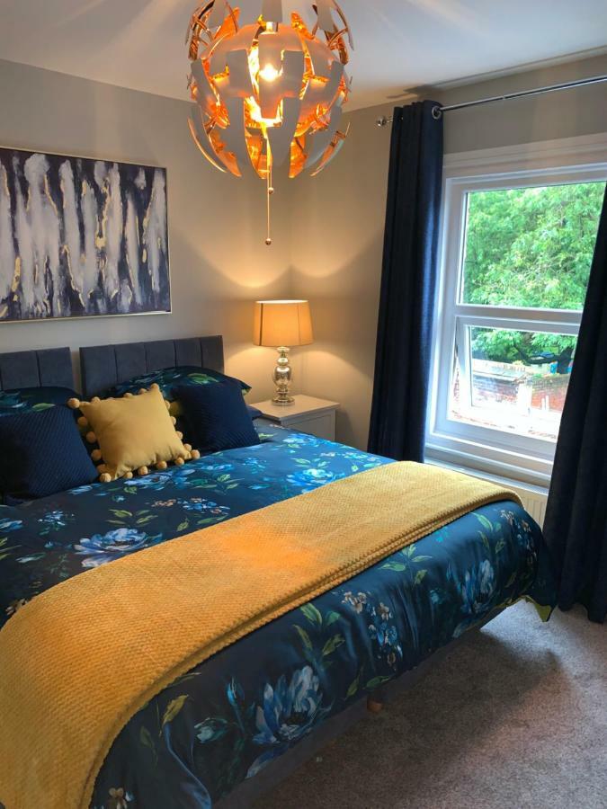 Cathedral Quarter House With Free Secure Driveway Parking For 2 Cars Casa vacanze